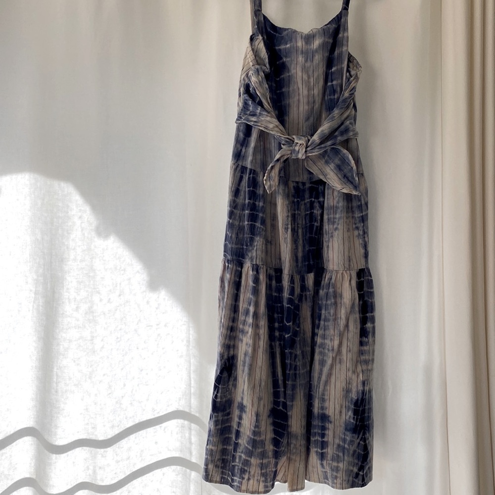 Tie dyed dress, so fun! Size L